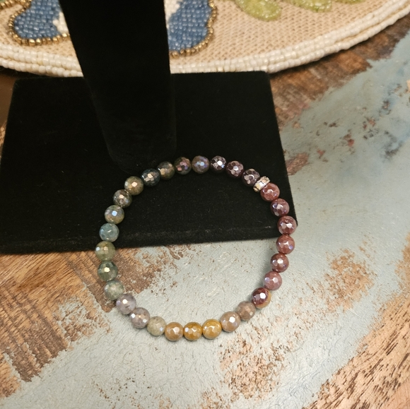 Ombre Faceted Jasper Beaded Stone Bracelet - Picture 2 of 8